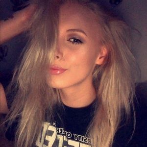 Meet your Posher, Katelyn